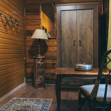 Apartment Chopina 43 *